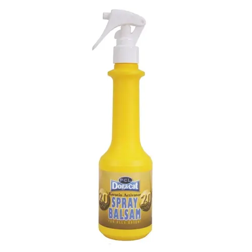 En gul flaska spraybalsam för hundar med lång hals från PCL